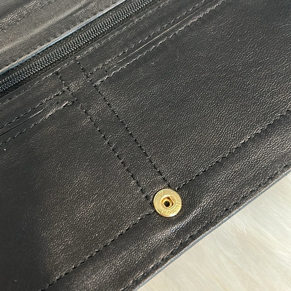 Michael Kors Butter Soft Leather Clutch Wristlet - Picture 15 of 16